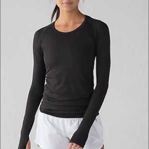 Lululemon Swiftly Tech Long-Sleeve Crew Shirt
