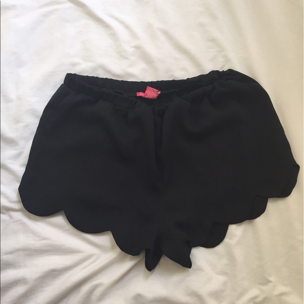 Black scalloped shorts