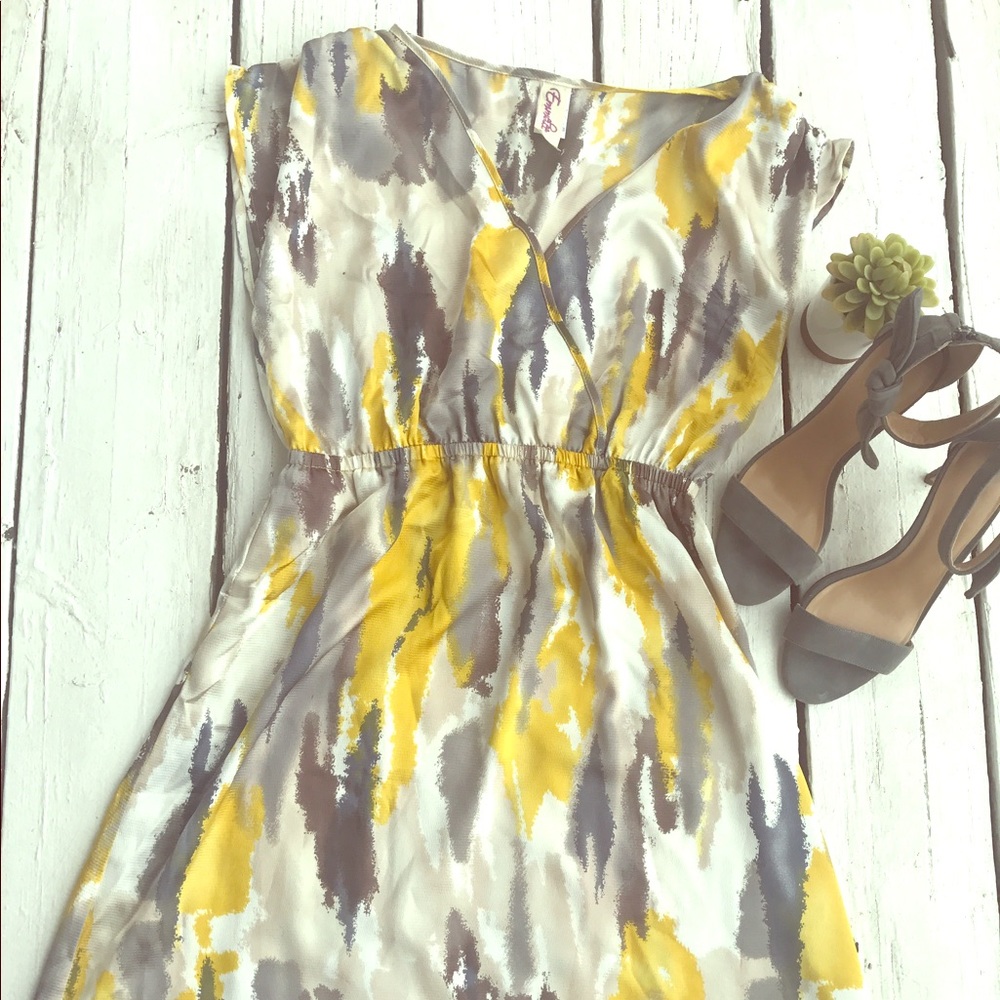 Fun & flirty Dress ❤️ Size L