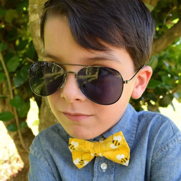 Children hair bows and bow ties. - Picture 2 of 2