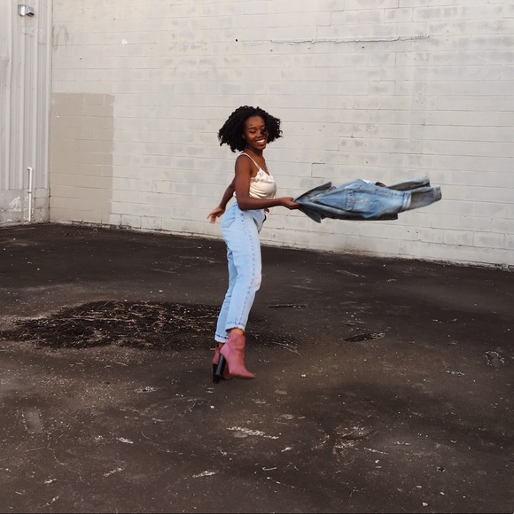 🌿meet your seller, april!🌿 - Picture 4 of 7