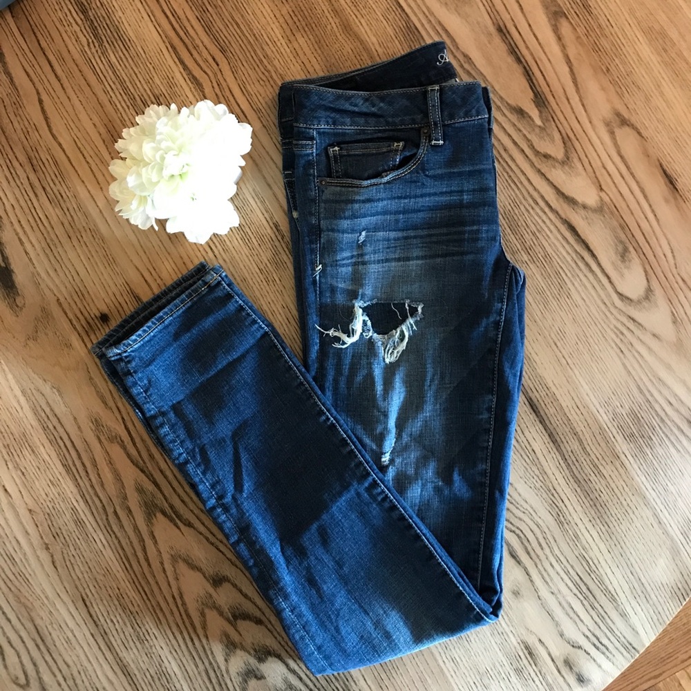 American Eagle Ripped Jeans