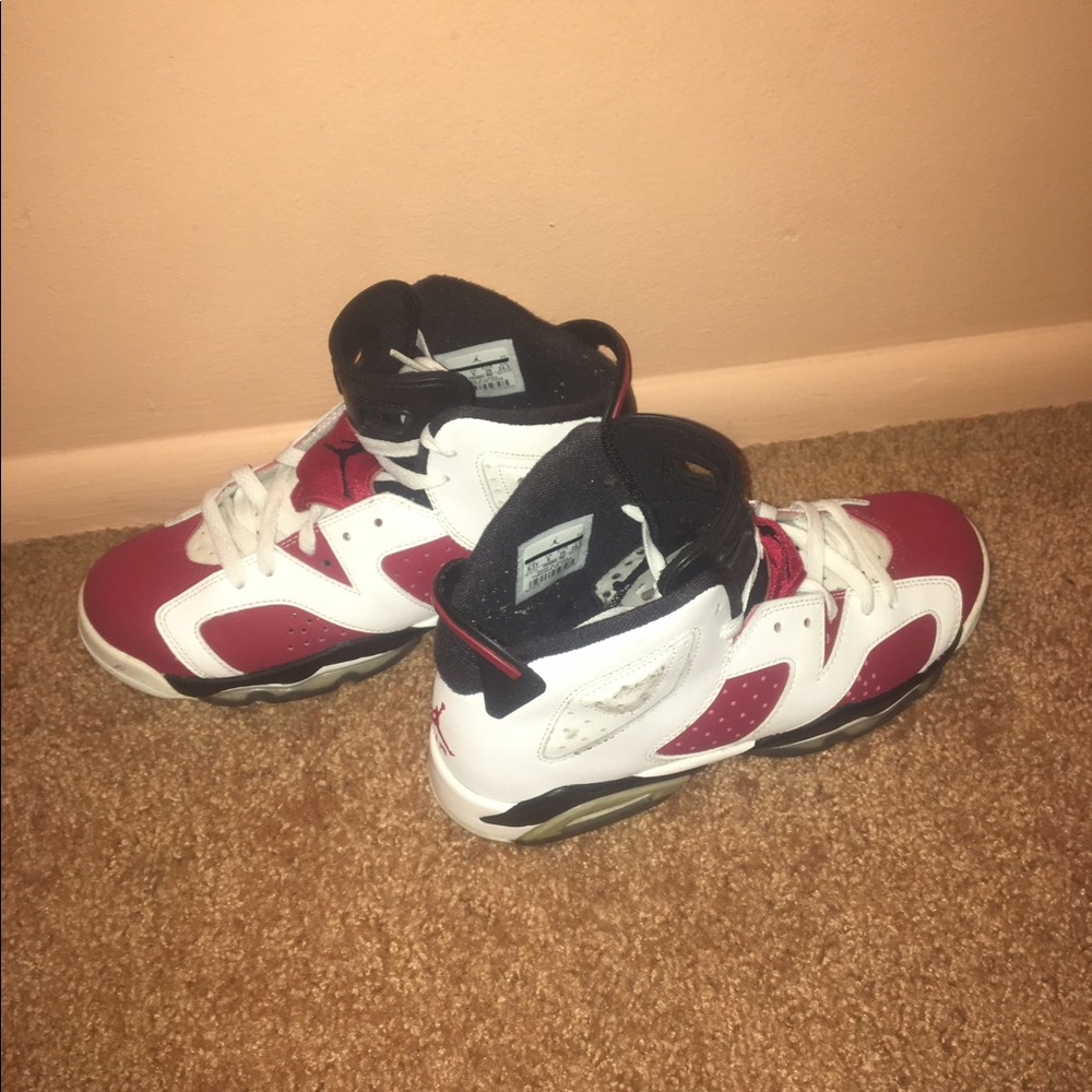 Carmine 6 Jordan's 6.5y