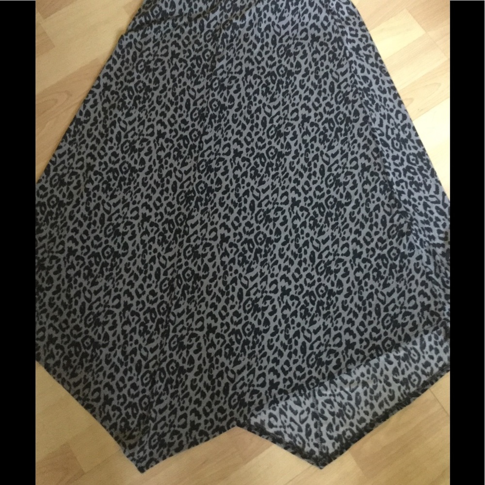Chicos animal print handkerchief bottom skirt