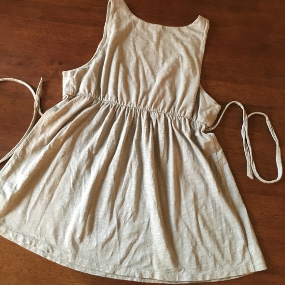 J Crew! Awesome sleeveless top! - Picture 3 of 6