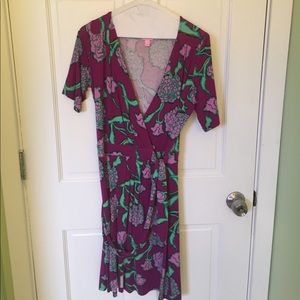 Lilly Pulitzer size S 3/4 sleeve wrap dress