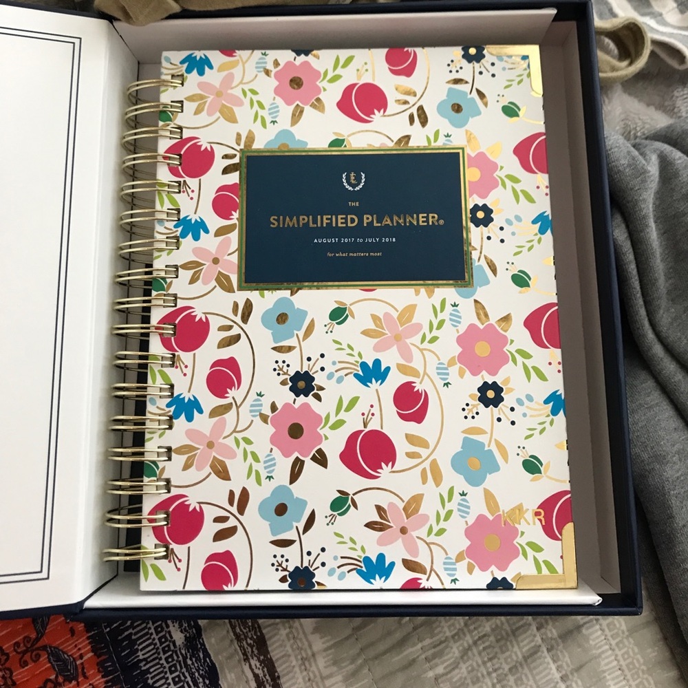 Fancy Floral Simplified Daily Planner