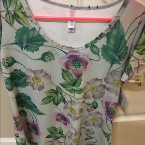 NWT floral classic t