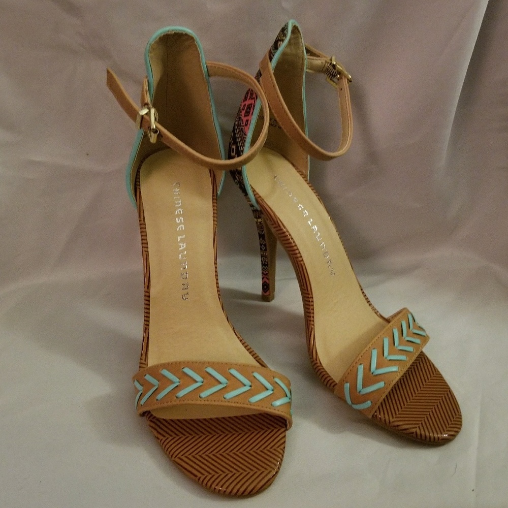 Chinese Laundry Holiday Sandal