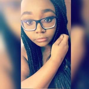 Meet your Posher, Keyana