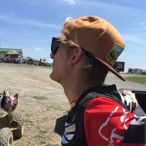 Meet your Posher, Zach