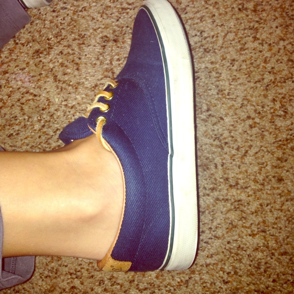 Bass sneakers
