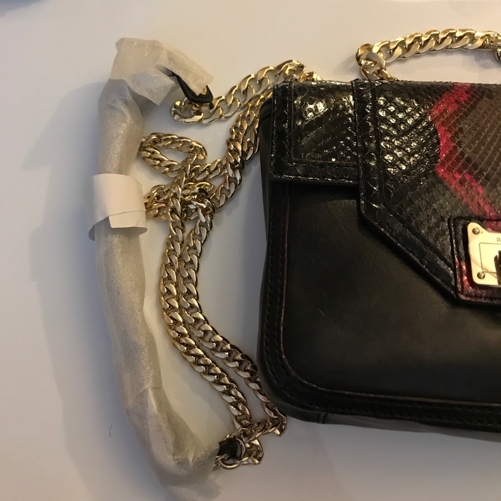 Purse - Picture 3 of 7