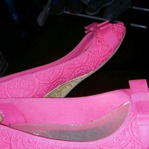 coral pink American Eagle wedge shoes