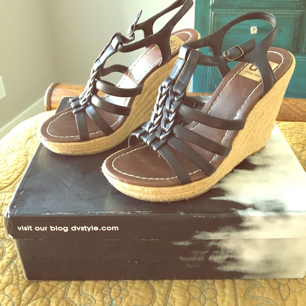 Dolce Vita Tarry Black Leather Wedges, Size 8