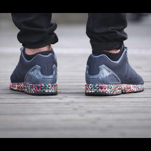 Adidas ZX Flux Black Upper | Prism sole - Picture 2 of 3