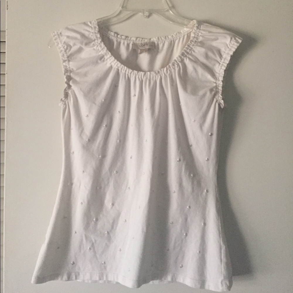 🌟Loft white beaded cap sleeves top