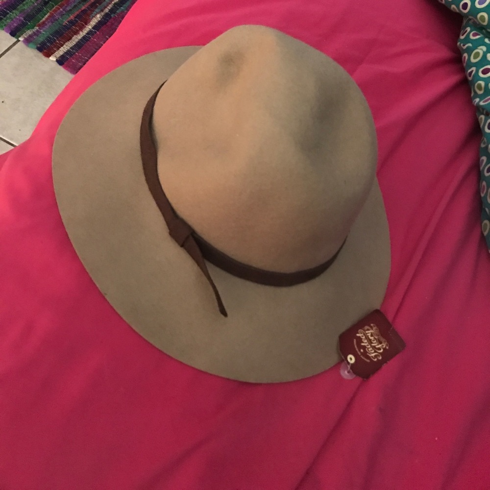 hat
