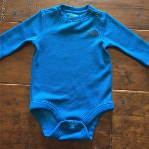 North face thermal long sleeve and pants set