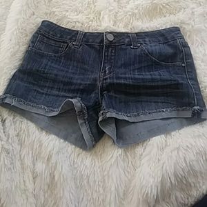 Tilly's destroyed shorts