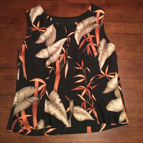 Tommy Bahama - sleeveless top - size 2 - Picture 3 of 6