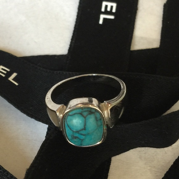 925 Silver Ring - Picture 2 of 4