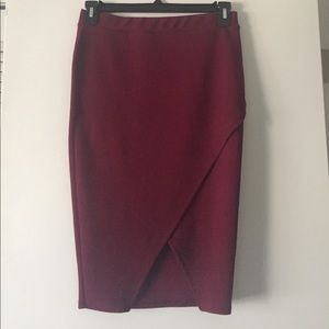 💖Classy Maroon pencil skirt