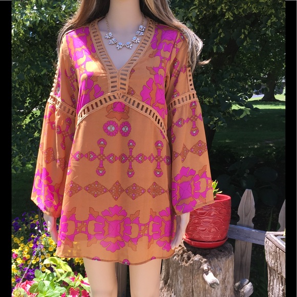 COLORFUL BEAUTY - Picture 3 of 8