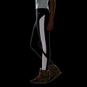 Nike Women's Lightning reflective leggings SZ M