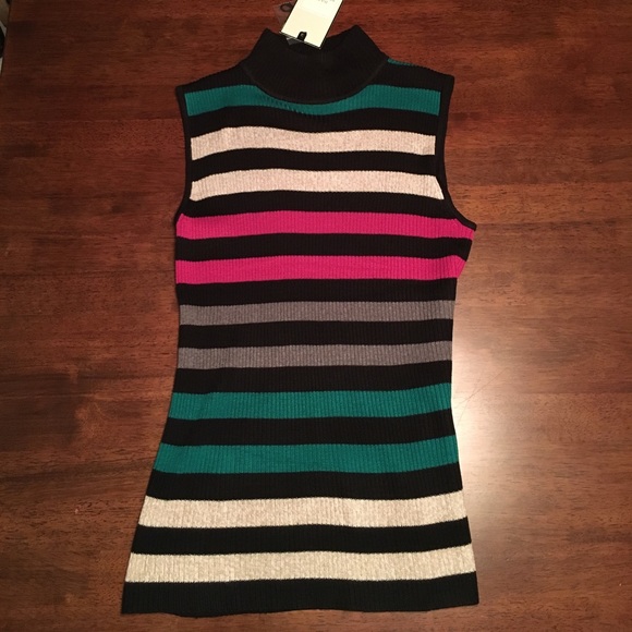 Dana Buchman -- sleeveless turtleneck -- small - Picture 1 of 4