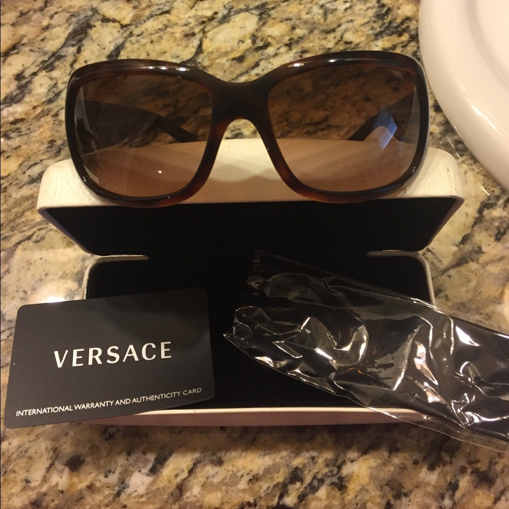 Versace sunglasses tortoise , brown gradient lens