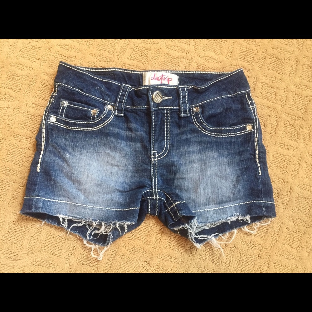 Girls DayTrip jean shorts
