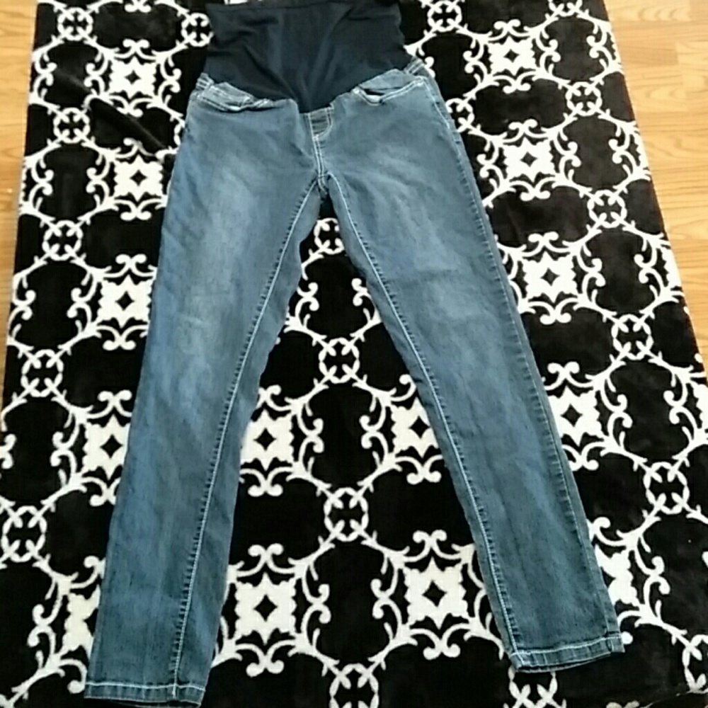 Maternity jeans