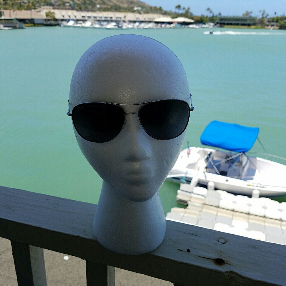 Maui Jim "Cliff House" aviators