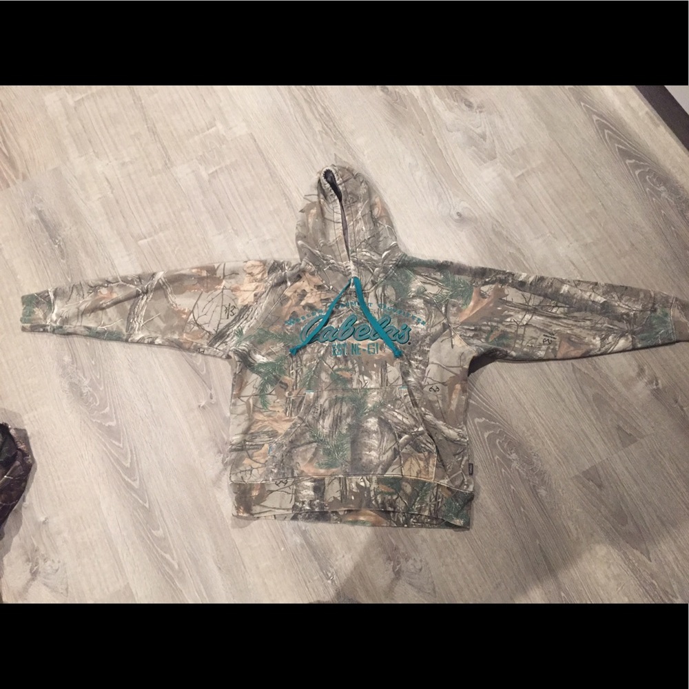 Camo Cabelas Sweat Shirt