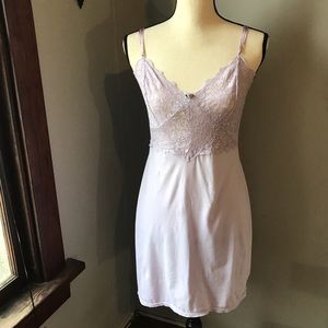 Victoria's Secret Lavender Nightgown sz M