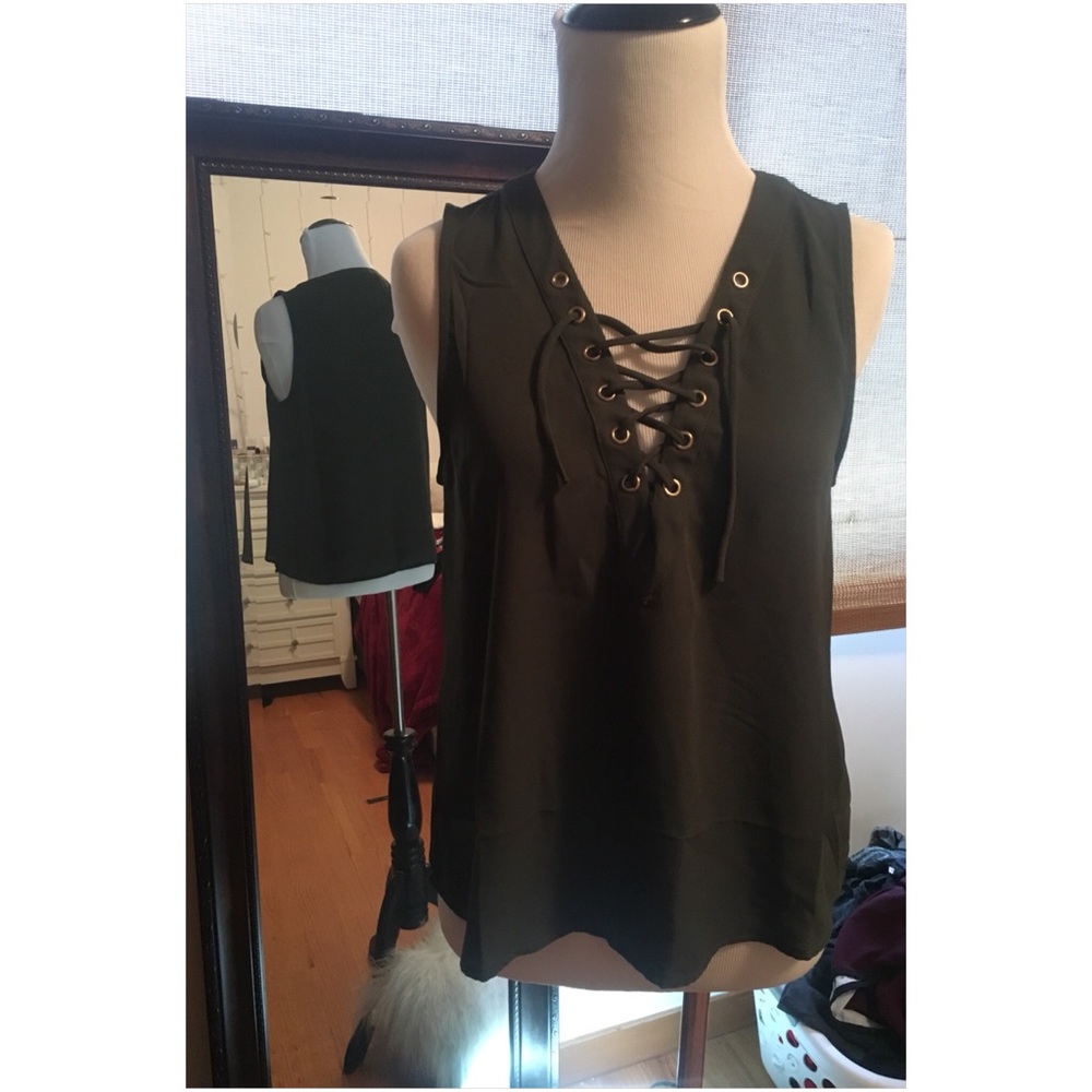 Green lace up top