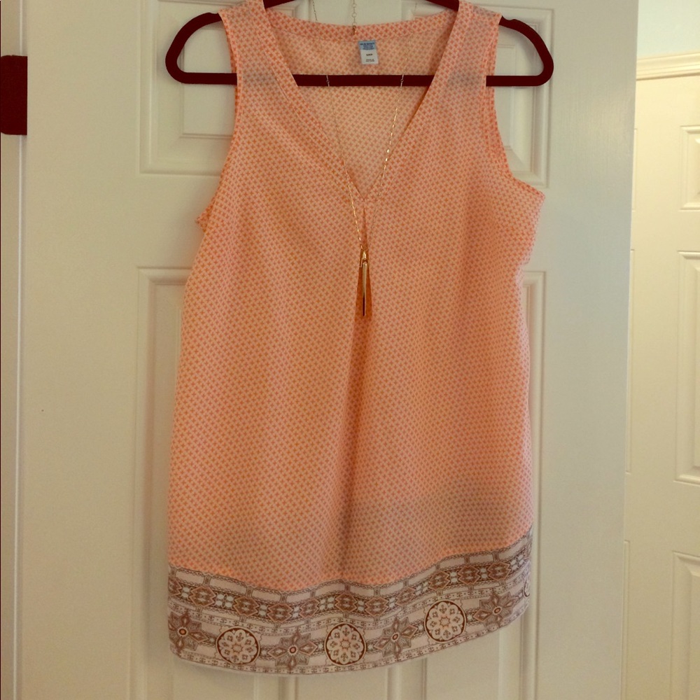 Maternity top small summer