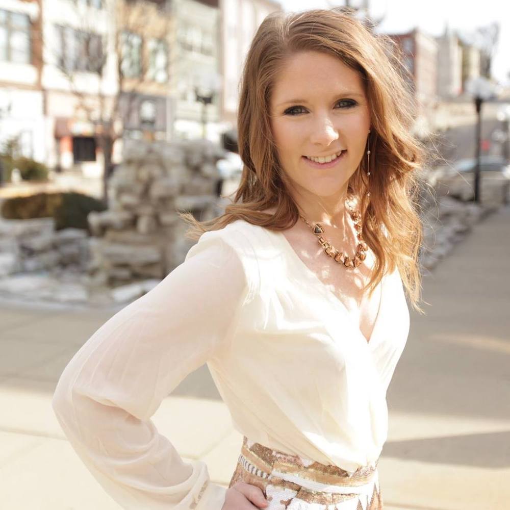 Meet your Posher, Whitney