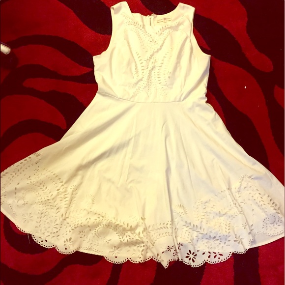 Altar'd State Dresses & Skirts - White Floral Cut Out Dress