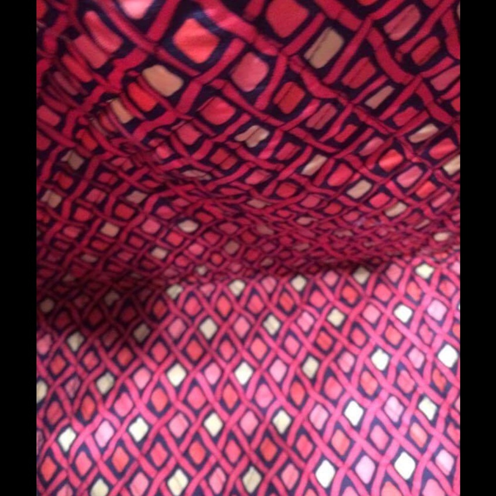 Vera Bradley Katalina Pink Large Duffel NWT - Picture 3 of 3