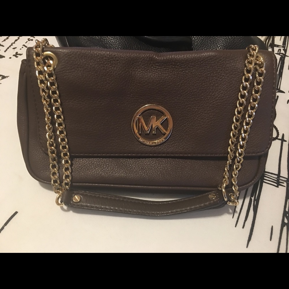 Shoulder bag