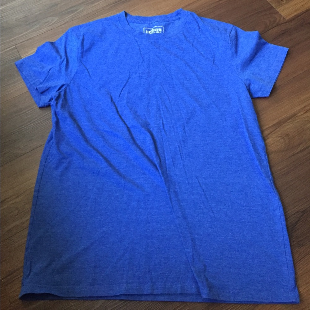 Tee