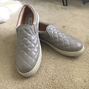 steve madden slip on sneakers