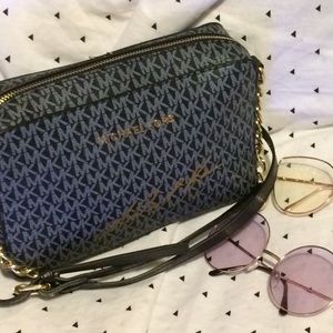 Michael Kors SOLD for 65$