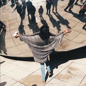 UO thin printed jersey Cardigan S