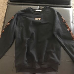 off white x vlone crew neck