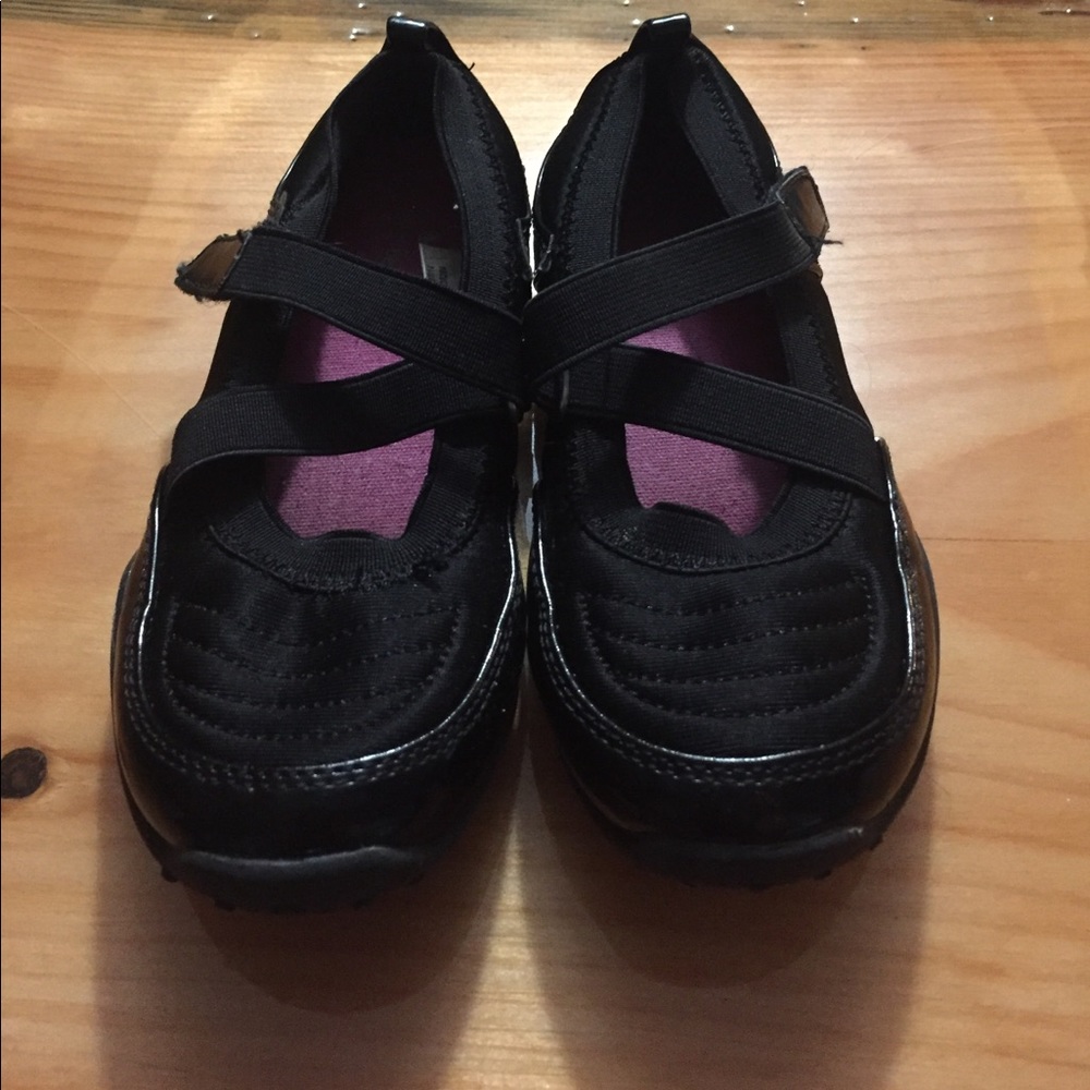 Jumping bean shoes
