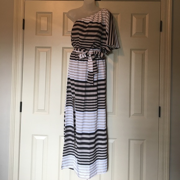 Mud Pie Dresses & Skirts - NWT Mudpie One Shoulder Maxi Dress