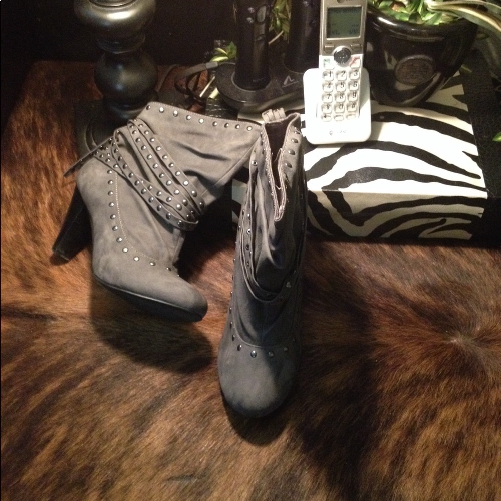 Studded slouch boot